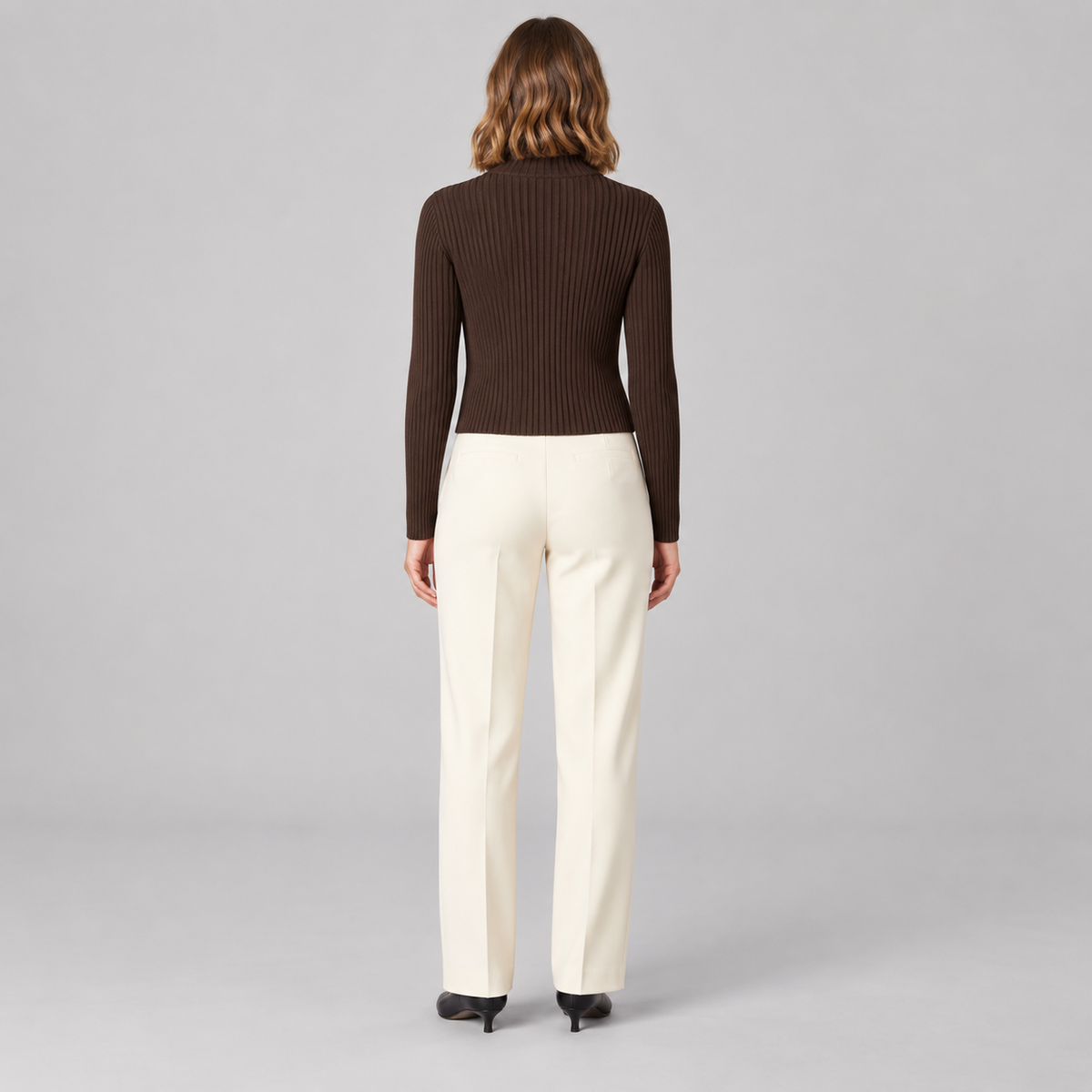 Westenbury Women’s Cropped Ribbed Knit Cardigan